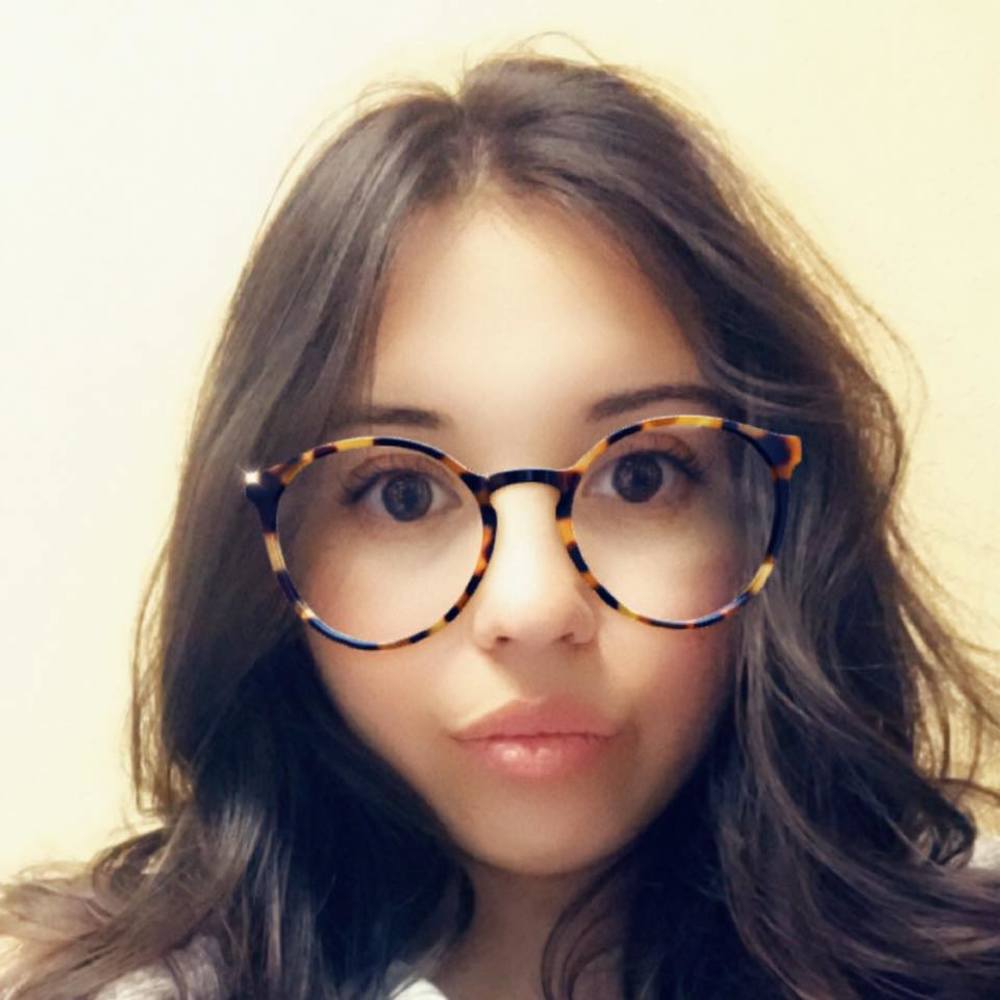 Meet your Posher, Monica